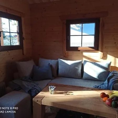 Letniskowy Zacisze Pod Sosnami Feriehus *
